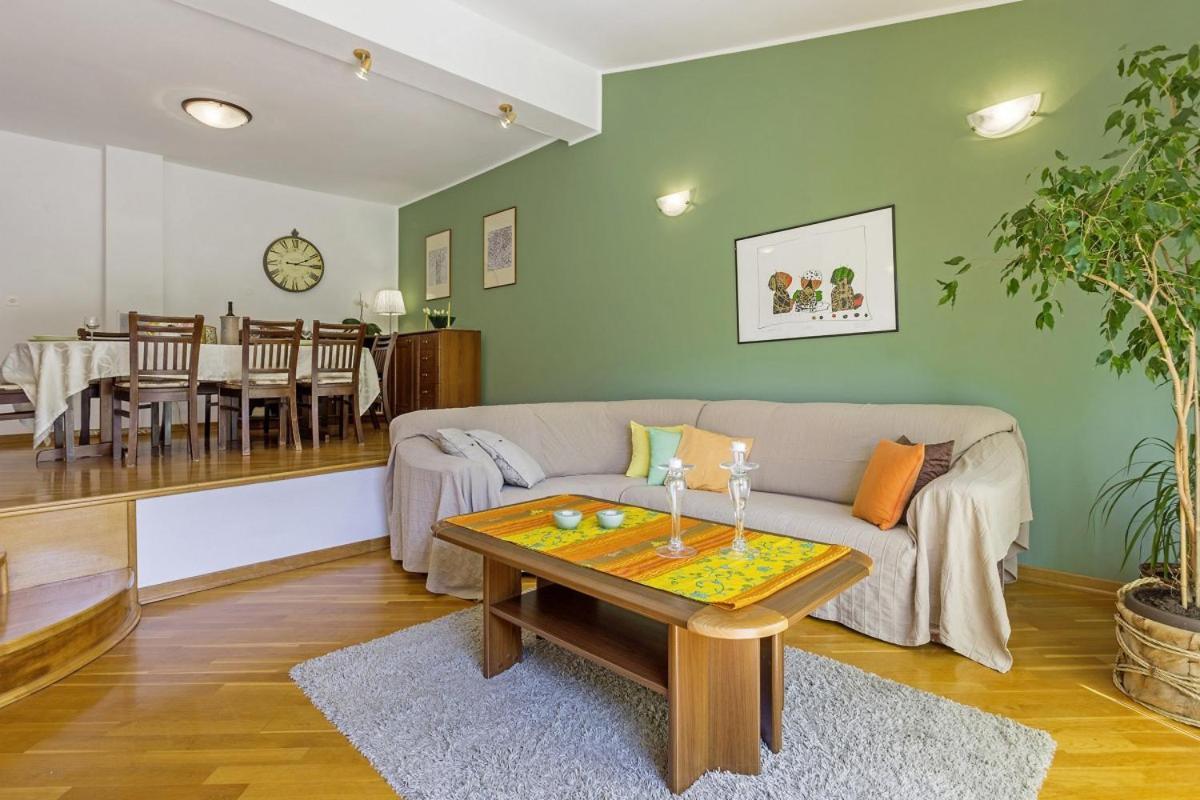 Nada In Vinkuran Villa Pula Exteriör bild